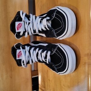 Unisex Vans SK8 off the wall high tops W8.5 M7 black and white
